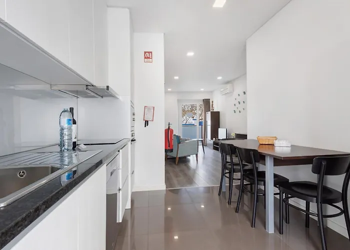 דירה Casa Dos Terracos T2 Rc *